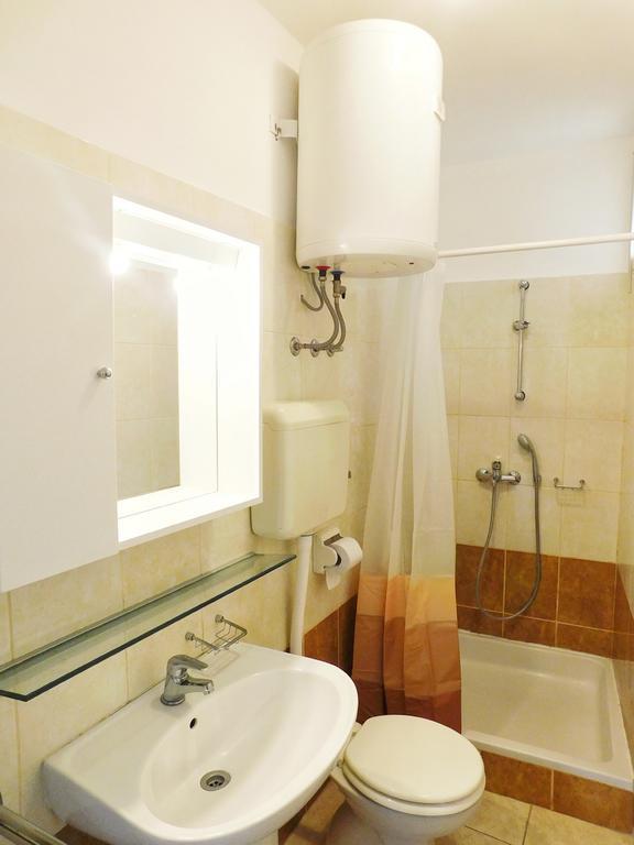 Apartments Danilo 48 Pula Extérieur photo