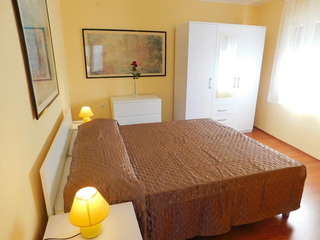Apartments Danilo 48 Pula Extérieur photo